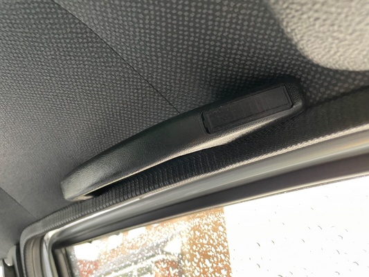 VW Polo Mk2 roof grab handle cover 321857621A – alternate view 2