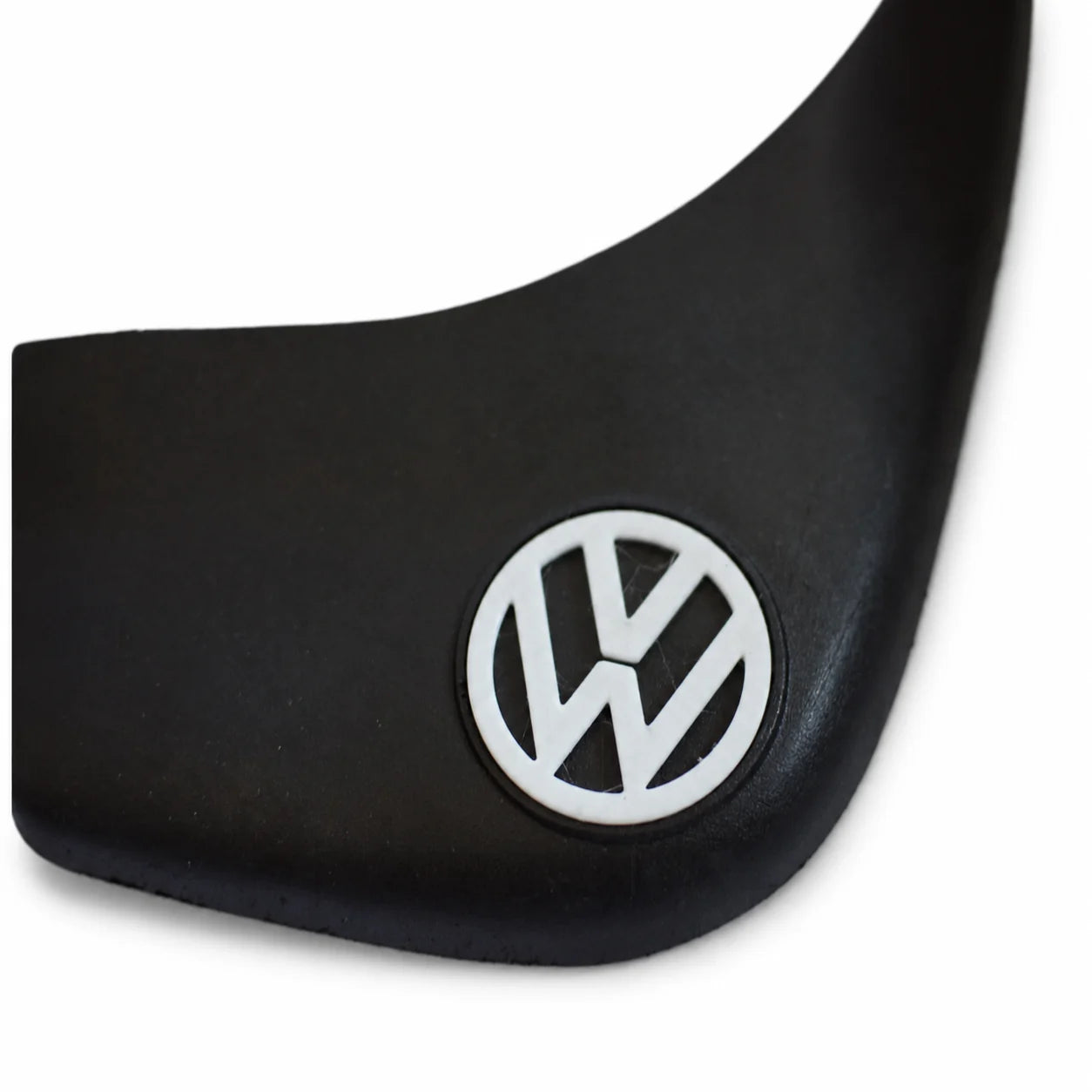VW Lupo mud flap replacement logos – alternate view 2