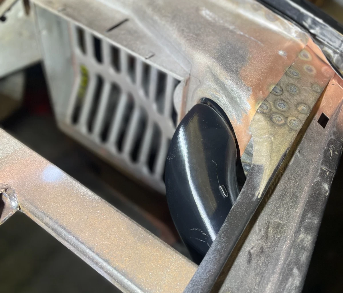 Classic Mini Clubman 1275GT LH fresh air scoop – alternate view 7