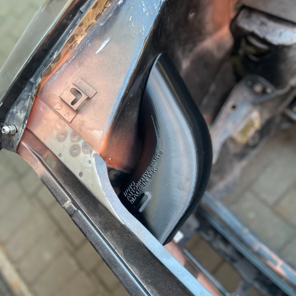 Classic Mini Clubman 1275GT fresh air vent kit – alternate view 8