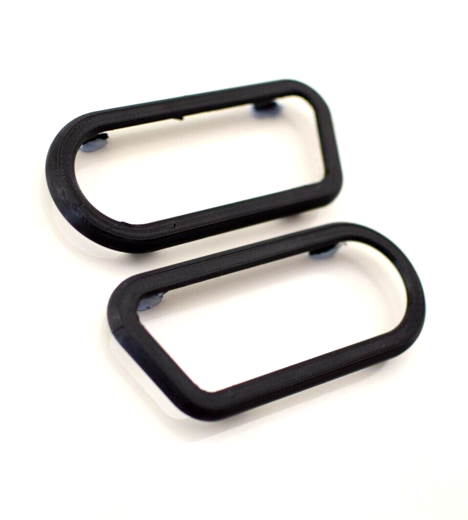 VW Polo Mk2F door handle surround trims – pair