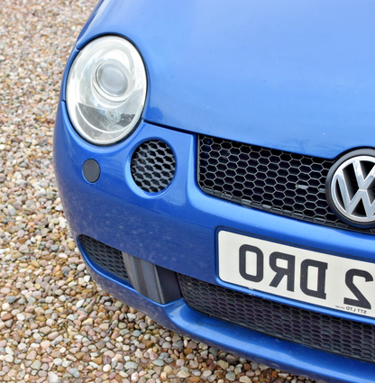 VW Lupo GTI right tow eye cover with strap – alternate view 3