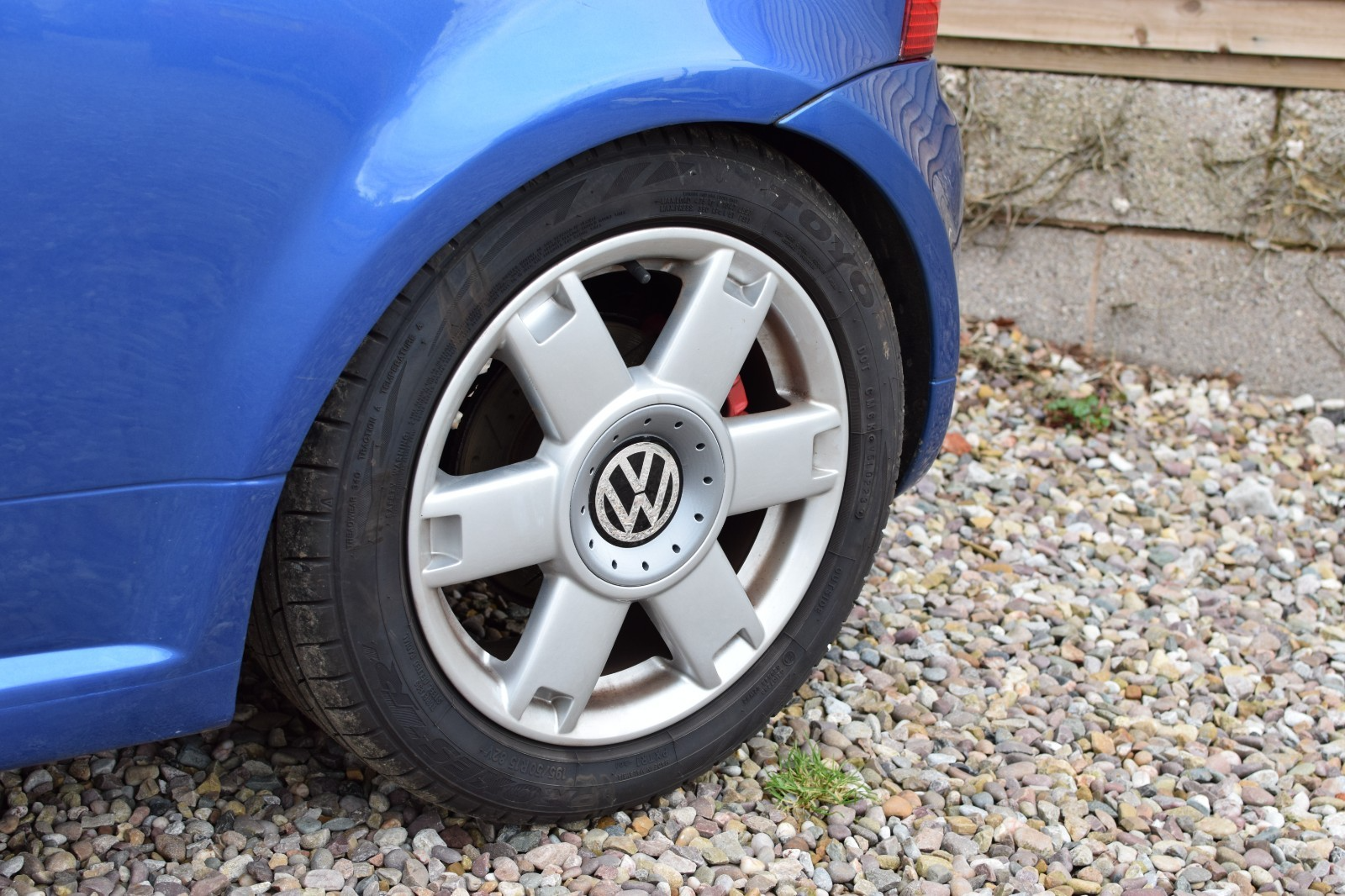 VW Lupo GTI Bathurst wheel centre cap 6E0601149A – alternate view 11