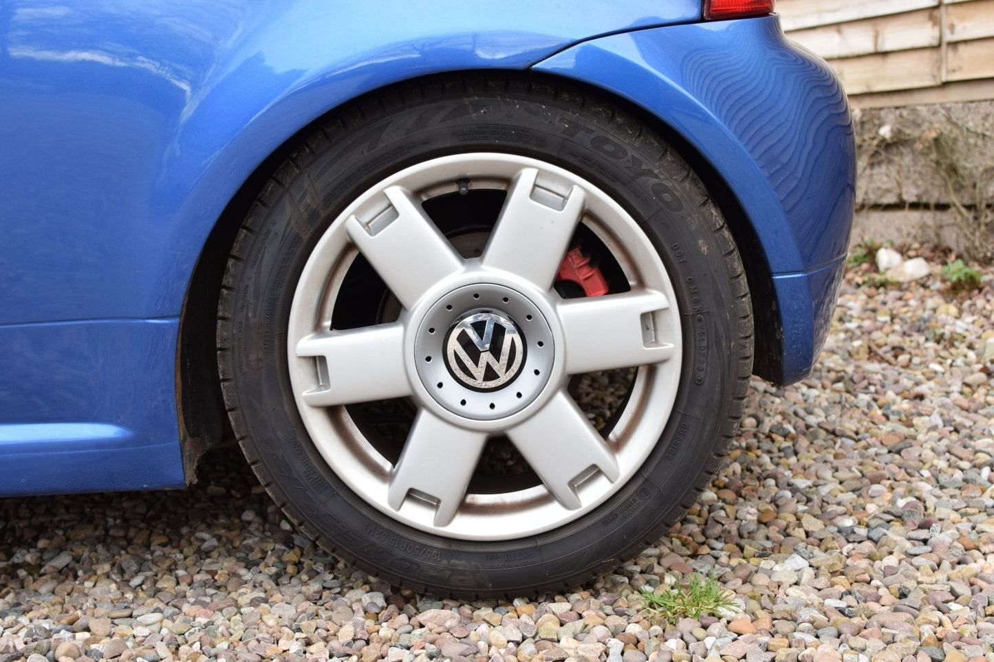 VW Lupo GTI Bathurst wheel centre cap 6E0601149A – alternate view 10