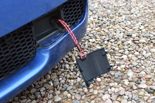 VW Lupo GTI left tow eye cover with strap – alternate view 2
