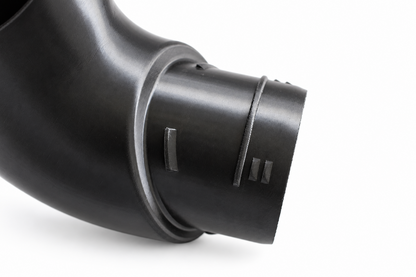 Push-fit outlet and retaining features on the Classic Mini CZH1300 right-hand air scoop