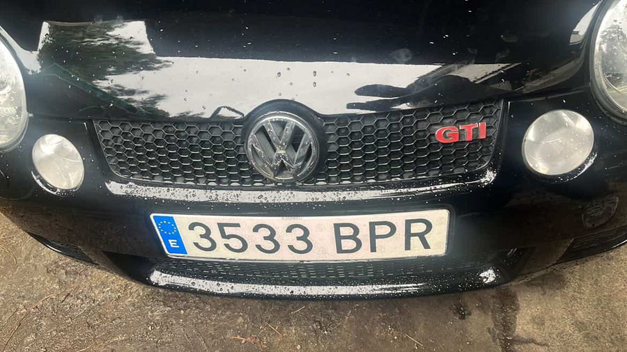 VW Lupo GTI grille badge surround fitted – IPNG Automotive customer vehicle